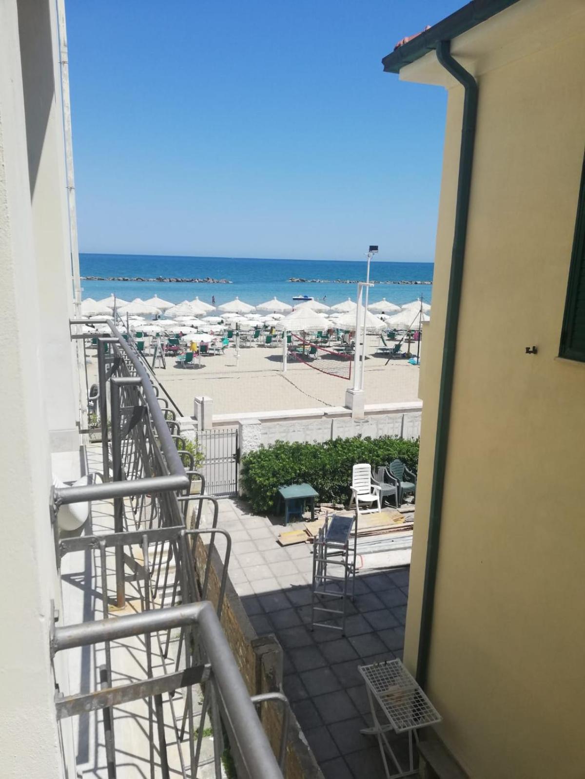 Hotel Casa De Mar Francavilla Al Mare Esterno foto