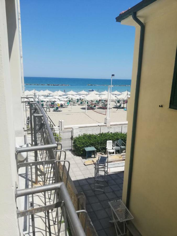 Hotel Casa De Mar Francavilla Al Mare Esterno foto